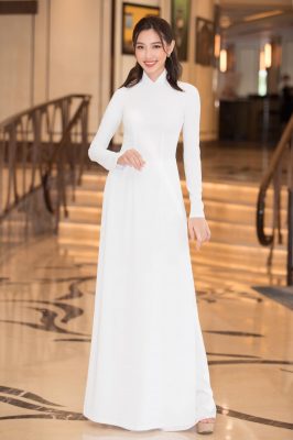 MMlive Chiêm ngưỡng vẻ đẹp của hoa hậu hòa bình quốc tế Nguyễn Thúc Thùy Tiên 9 Cô nàng tỏa sáng trong trang phục truyền thống áo dài Việt Nam