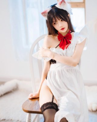 MMlive - Cherry Meow trong trang phục cosplay cô hầu gái 3 Bộ ảnh đầu tiên của Cherry Meow được lên tạp chí 18+